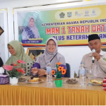 Tim Bilingual Kemenag Tanah Datar Bersinergi Kuatkan Program di MAN 1 Tanah Datar
